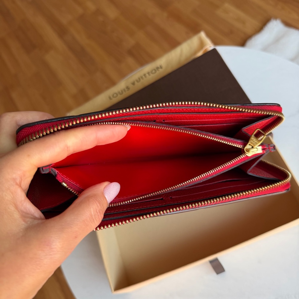 Authentic Louis Vuitton Zippy Wallet Empreinte Leather – Bold Red – - Picture 16 of 17